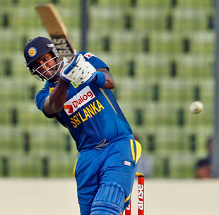 Angelo Mathews struck a rapid 45 as Sri Lanka beat Afghanistan by 129 runs to go through to the Asia Cup final © Associated Press