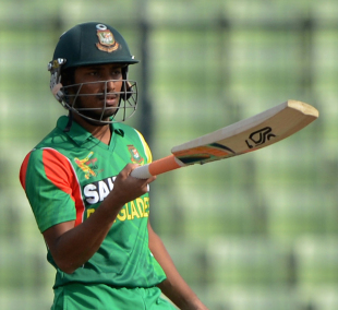 Anamul Haque's century helped Bangladesh to 326, their highest ODI total, but Shahid Afridi's quick 59 helped Pakistan seal a three-wicket win in Mirpur © AFP