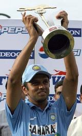 Rahul Dravid holds the trophy aloft after India's comprehensive 5-1 series win © Getty Images