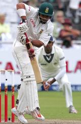 Ashwell Prince's patient 38 guided South Africa to a series win against India on a rain-hit final day at Newlands © AFP