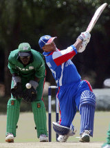 Lionel Cann: sent home by the Bermuda board after an incident in an ODI against Kenya © AFP