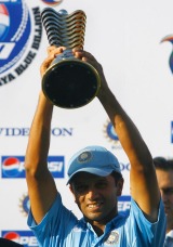 Rahul Dravid holds the trophy aloft after taking the series 3-1 at Vadodara © AFP