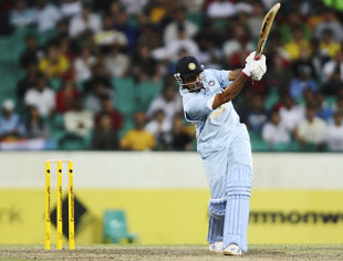 India Blue's Robin Uthappa was named Player of the Tournament as they beat India Red by eight wickets in the final of the NKP Salve Challenger Trophy &copy; Getty Images