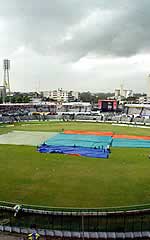 Rain plays spoilsport... again &copy; AFP